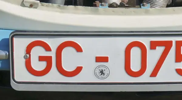 GC-075, ein Kennzeichen für eine Bewegungsfahrt, zeigt den Landkreis Chemnitzer Land.