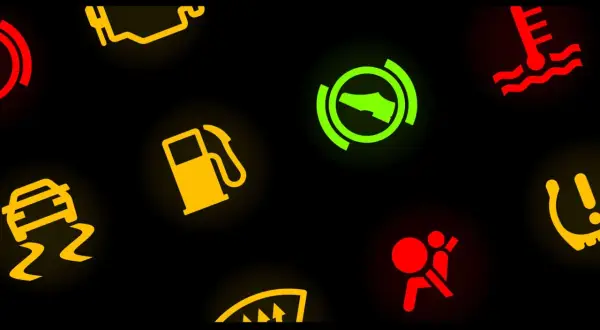 Verschiedene leuchtende Kontrollleuchten im Auto: Motor, Tank, Bremse, Airbag, Temperatur, ESP und mehr.